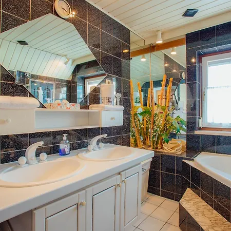 Seppi By Monicare Seefeld in Tirol